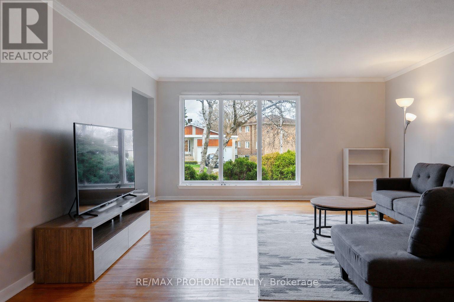 157 Fitzgerald Avenue, Markham, Ontario  L3R 1R7 - Photo 5 - N13033992