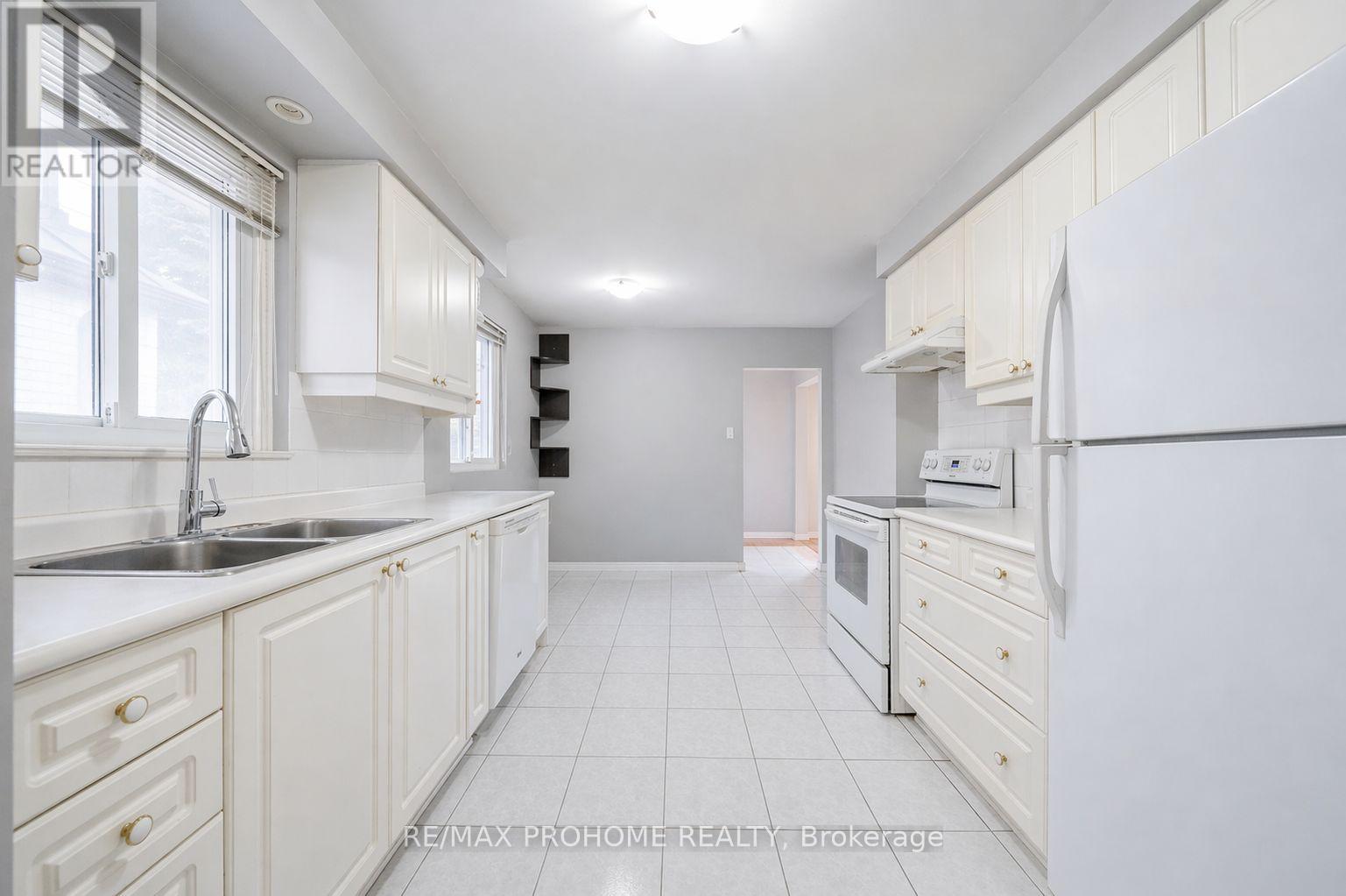 157 Fitzgerald Avenue, Markham, Ontario  L3R 1R7 - Photo 7 - N13033992