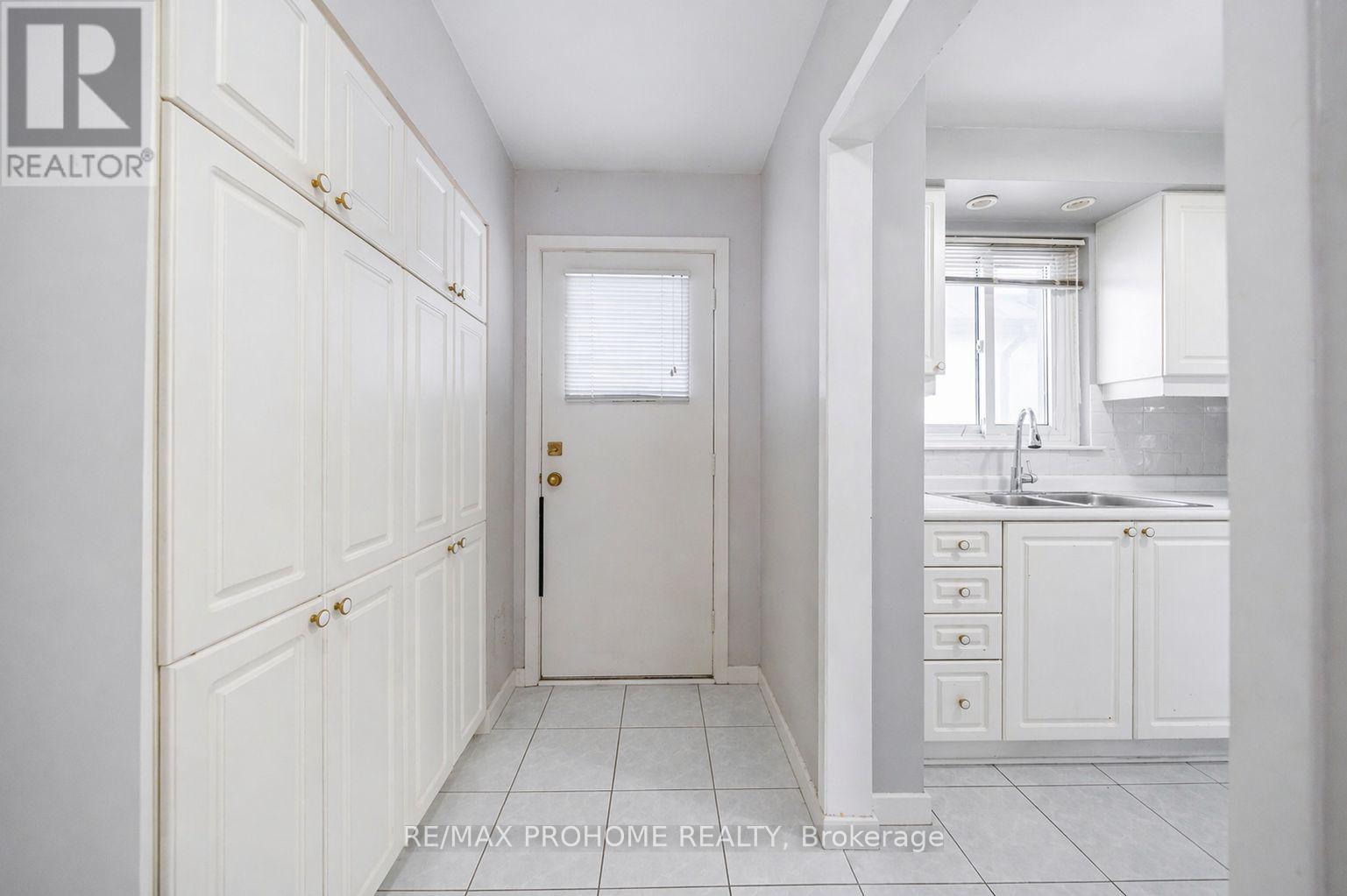 157 Fitzgerald Avenue, Markham, Ontario  L3R 1R7 - Photo 8 - N13033992