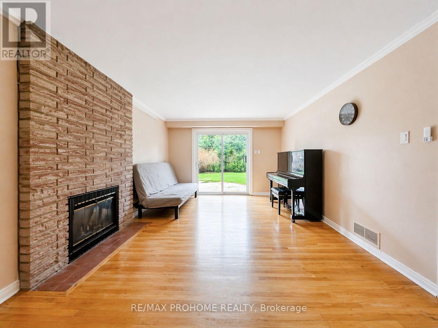 157 Fitzgerald Avenue, Markham, Ontario  L3R 1R7 - Photo 9 - N13033992