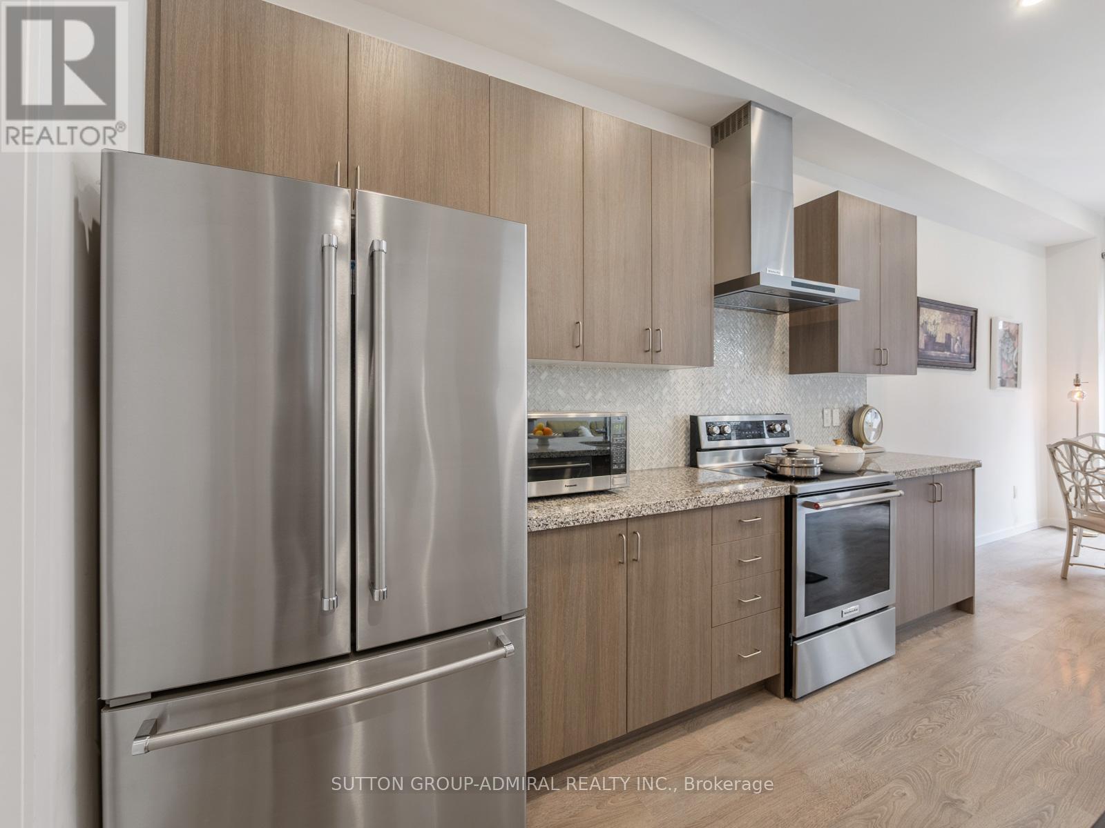 197 Elyse Court, Aurora, Ontario  L4G 2C9 - Photo 17 - N13034020