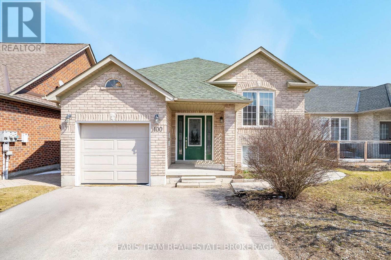 100 BRIGHTON ROAD, Barrie, Ontario