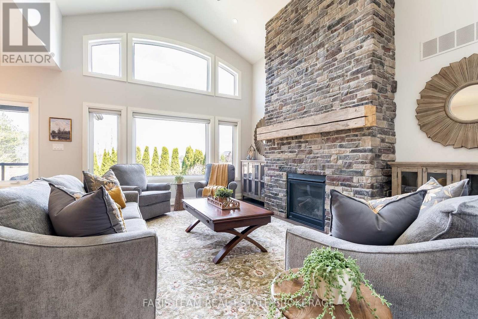 5 Boville Court, Oro-Medonte, Ontario  L0L 2L0 - Photo 17 - S13034024