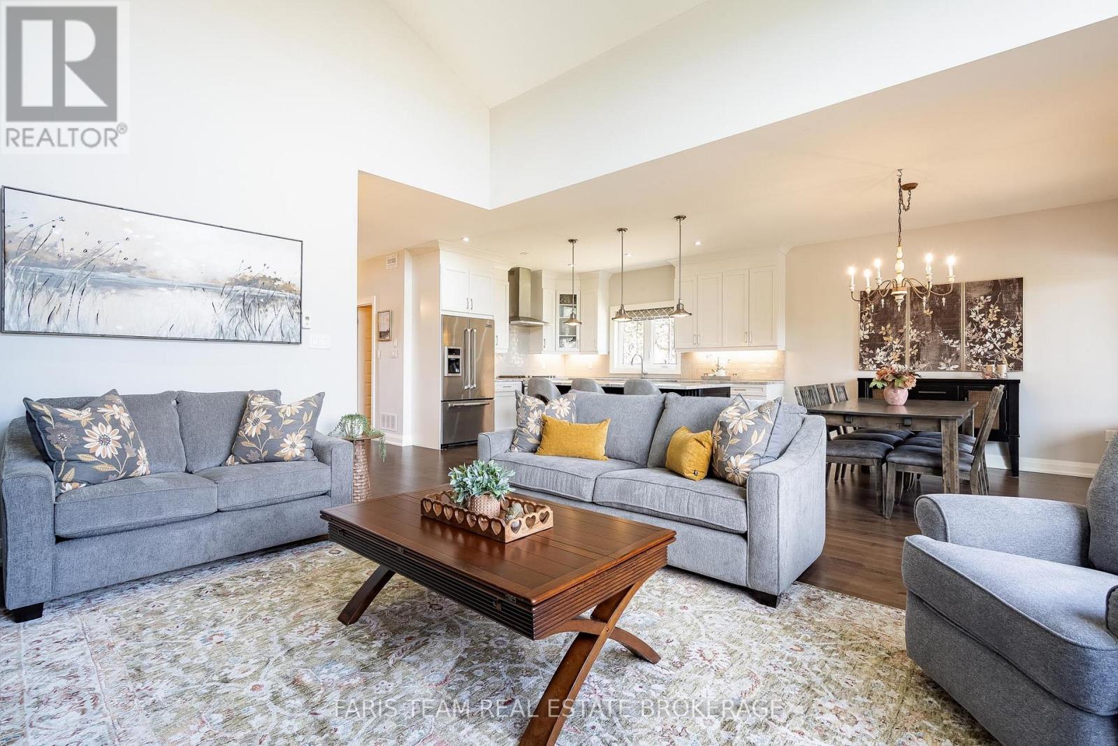 5 Boville Court, Oro-Medonte, Ontario  L0L 2L0 - Photo 18 - S13034024