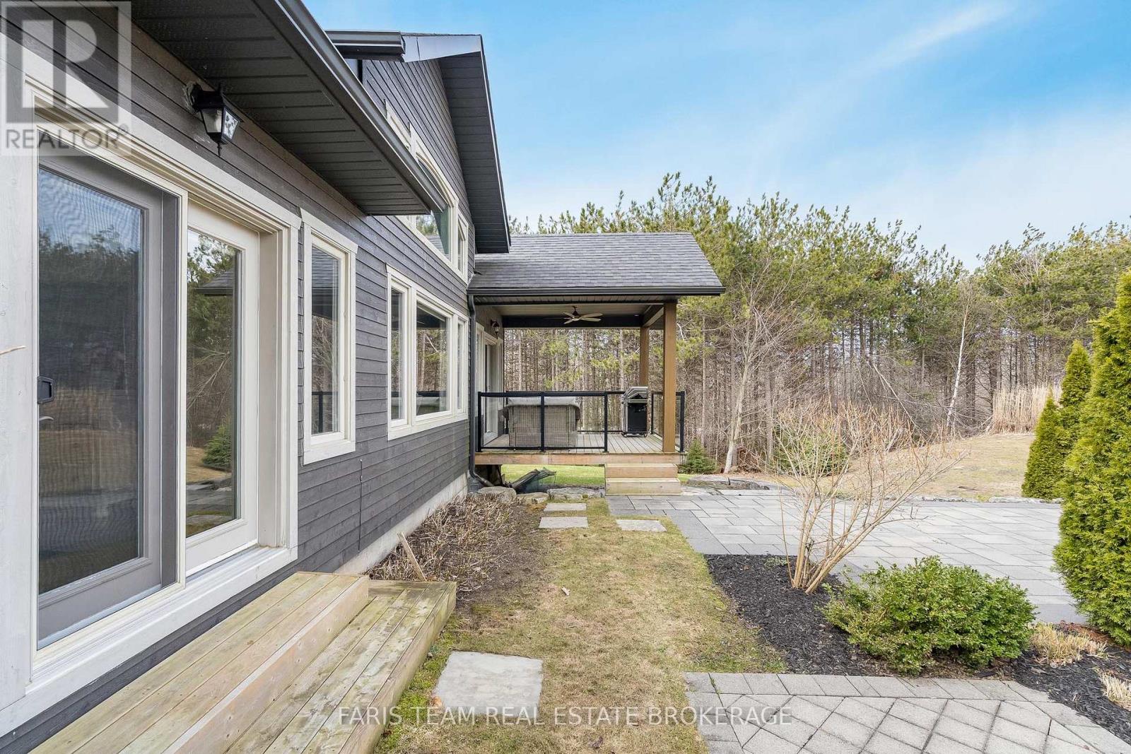 5 Boville Court, Oro-Medonte, Ontario  L0L 2L0 - Photo 38 - S13034024