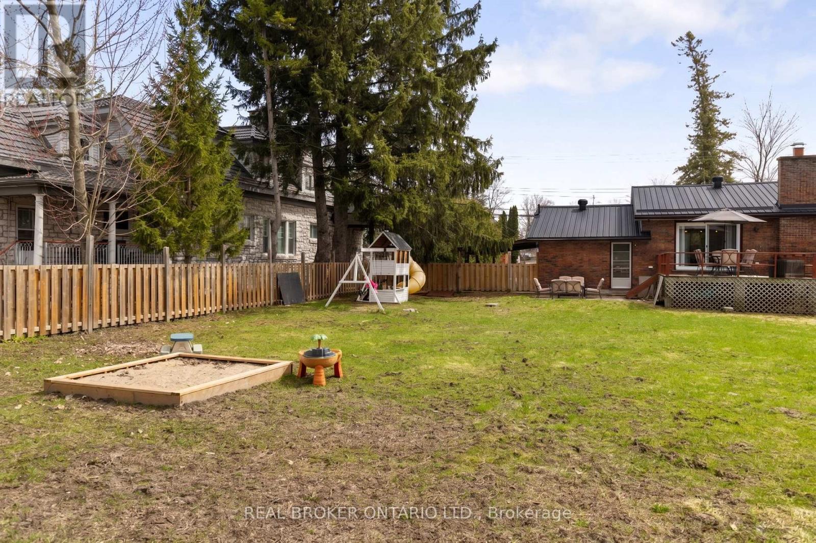 4 Sturgeon Bay Road, Severn, Ontario  L0K 1E0 - Photo 37 - S13034042