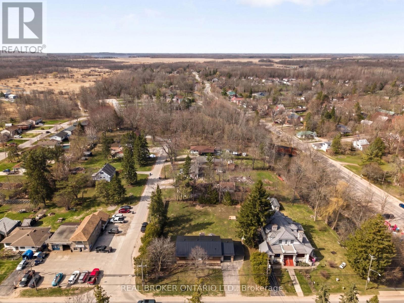 4 Sturgeon Bay Road, Severn, Ontario  L0K 1E0 - Photo 38 - S13034042