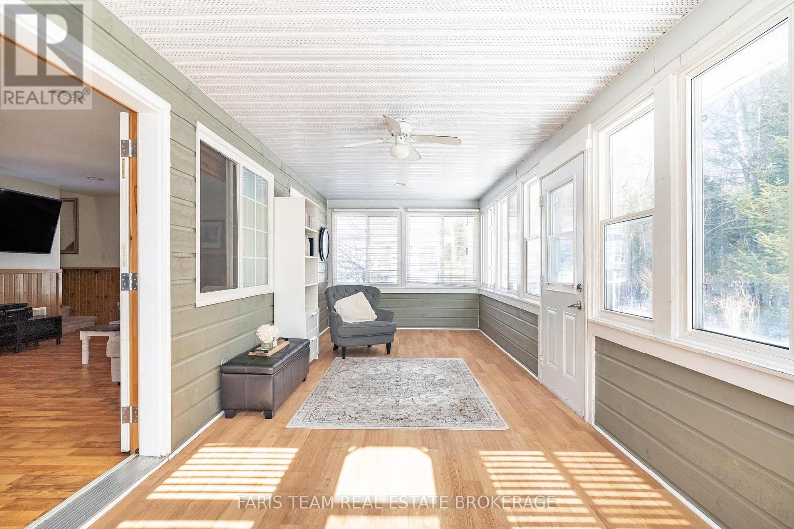 65 Madawaska Trail, Wasaga Beach, Ontario  L9Z 1X7 - Photo 18 - S13034044