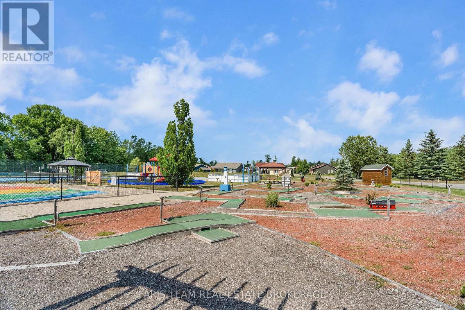 65 Madawaska Trail, Wasaga Beach, Ontario  L9Z 1X7 - Photo 40 - S13034044