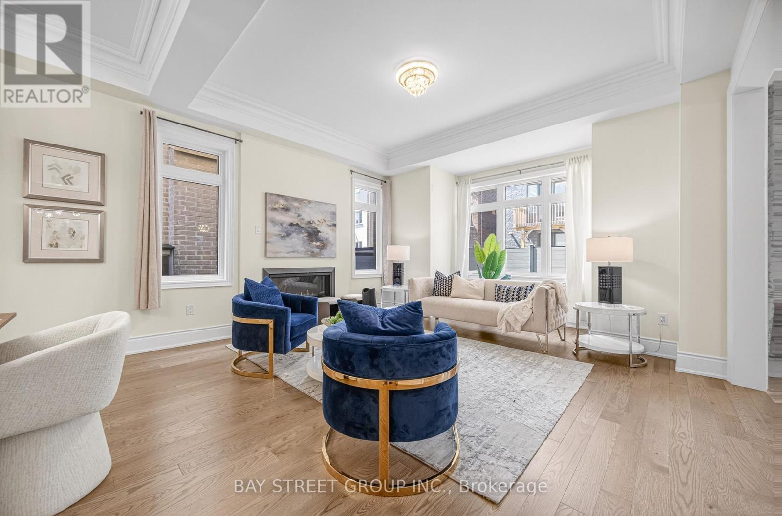 40 Meteorite Street, Richmond Hill, Ontario  L4C 4L9 - Photo 8 - N13023354