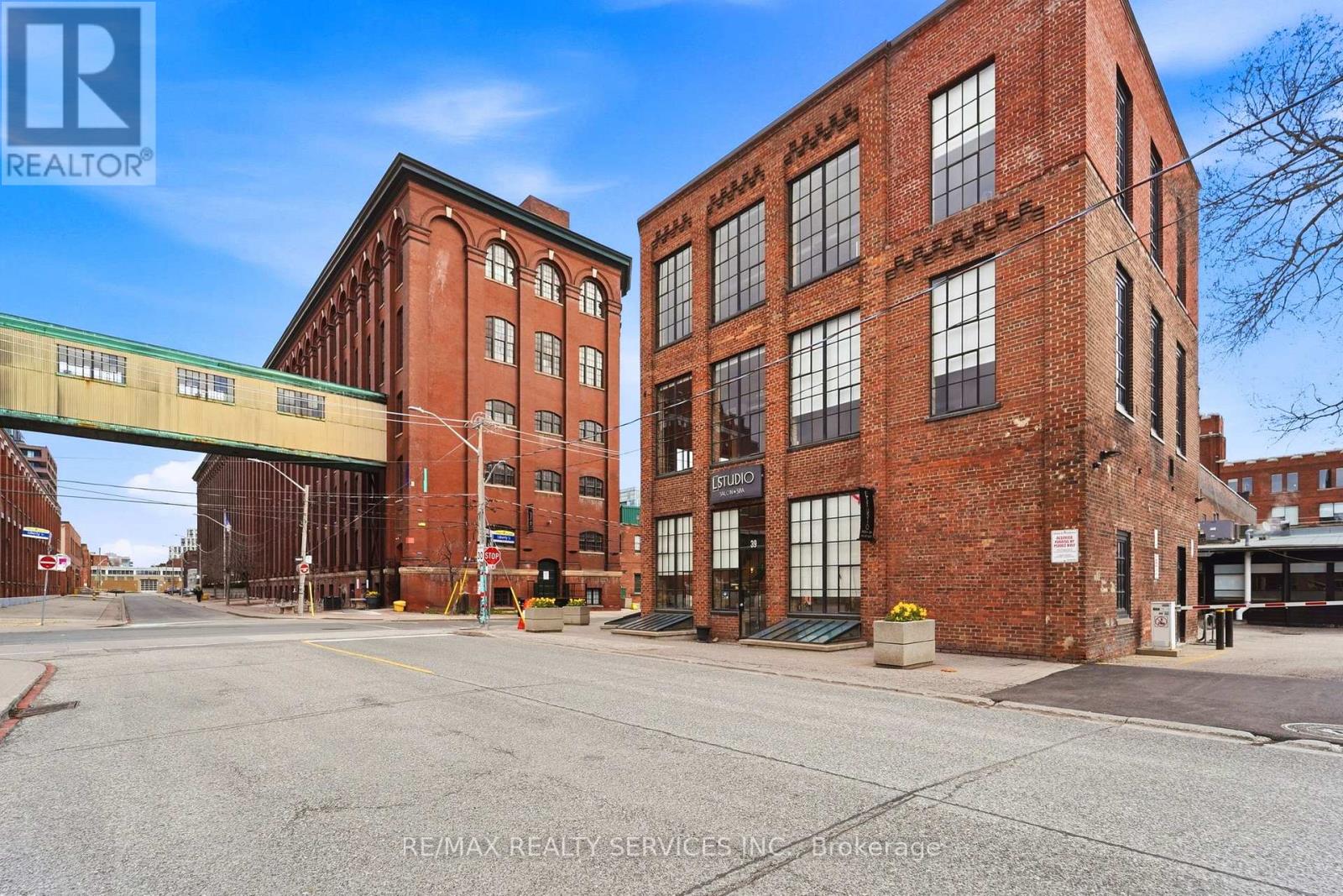 159 Liberty Street, Toronto, Ontario  M6K 3G3 - Photo 38 - W12988606