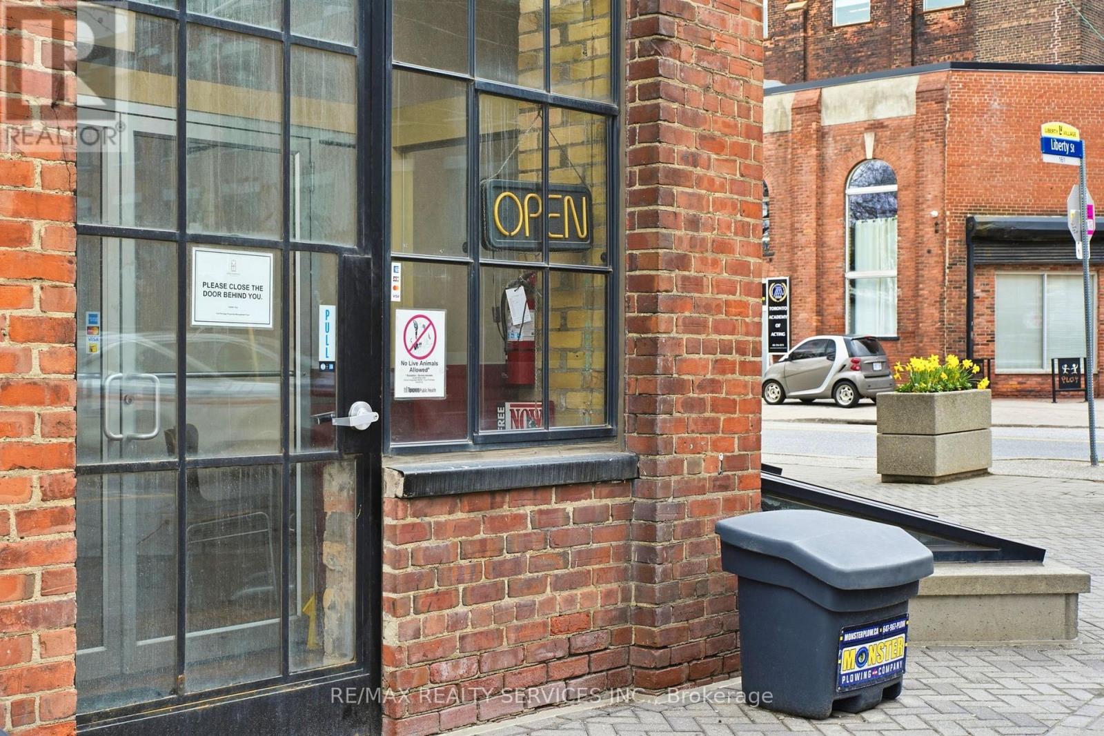 159 Liberty Street, Toronto, Ontario  M6K 3G3 - Photo 6 - W12988606