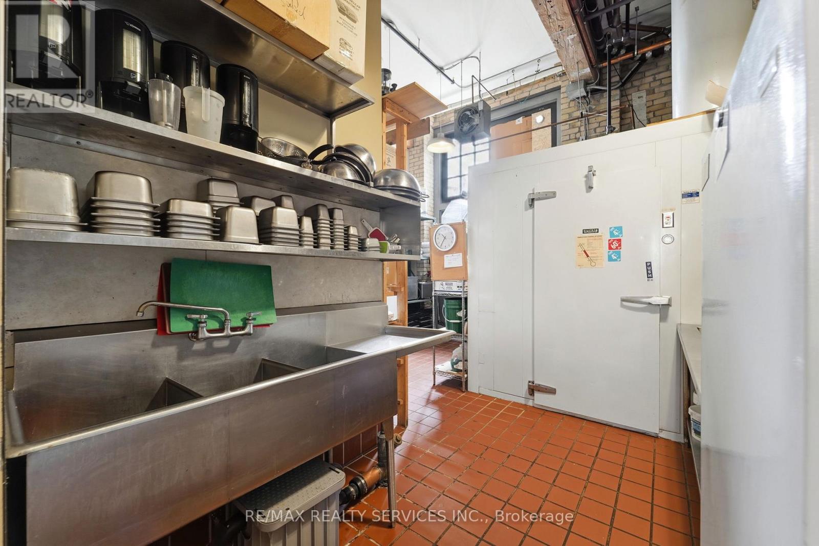 159 Liberty Street, Toronto, Ontario  M6K 3G3 - Photo 16 - W12988606