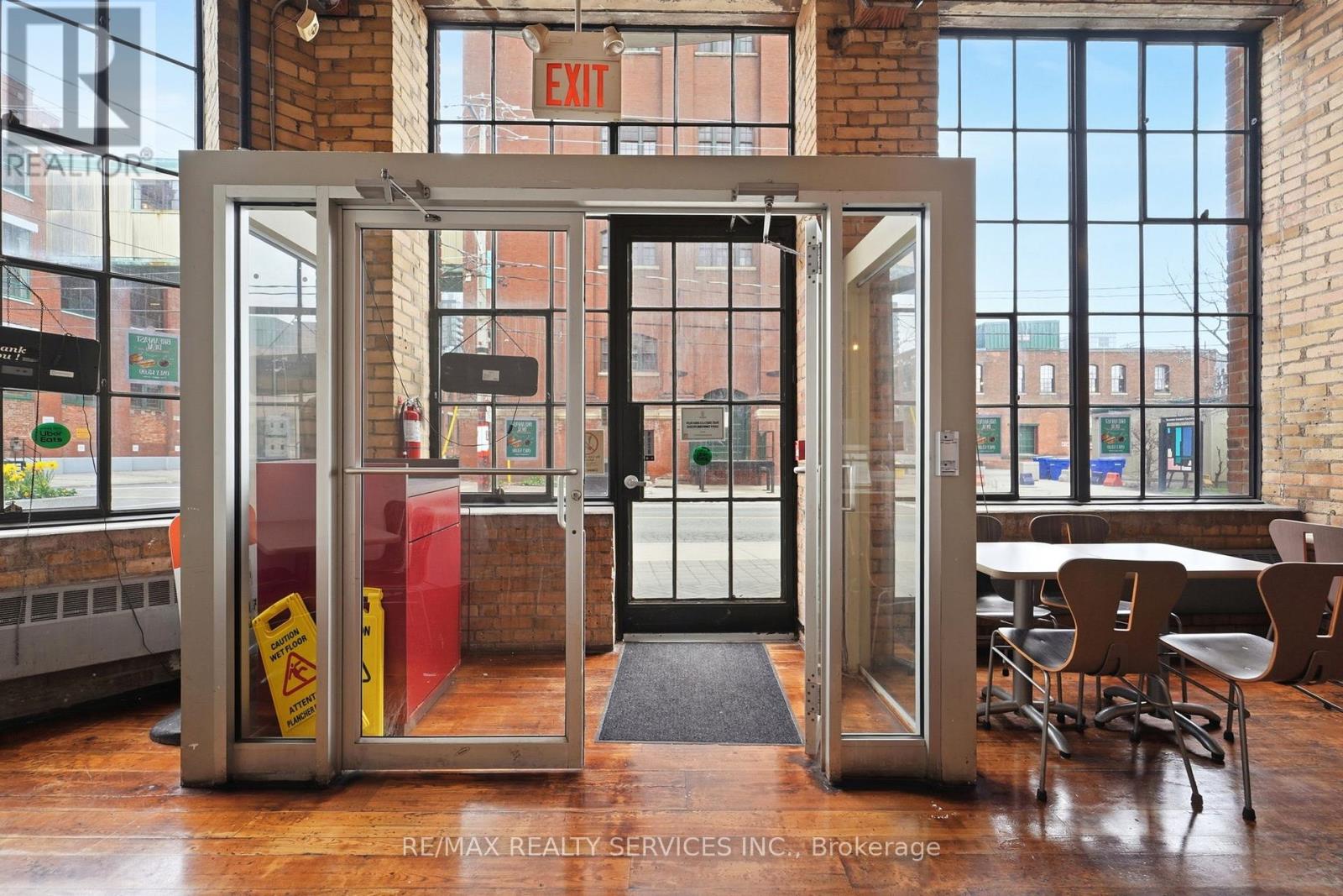 159 Liberty Street, Toronto, Ontario  M6K 3G3 - Photo 7 - W12988606