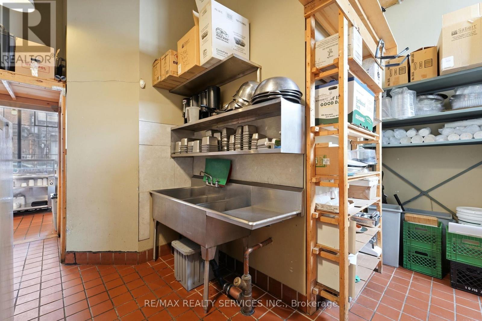 159 Liberty Street, Toronto, Ontario  M6K 3G3 - Photo 17 - W12988606