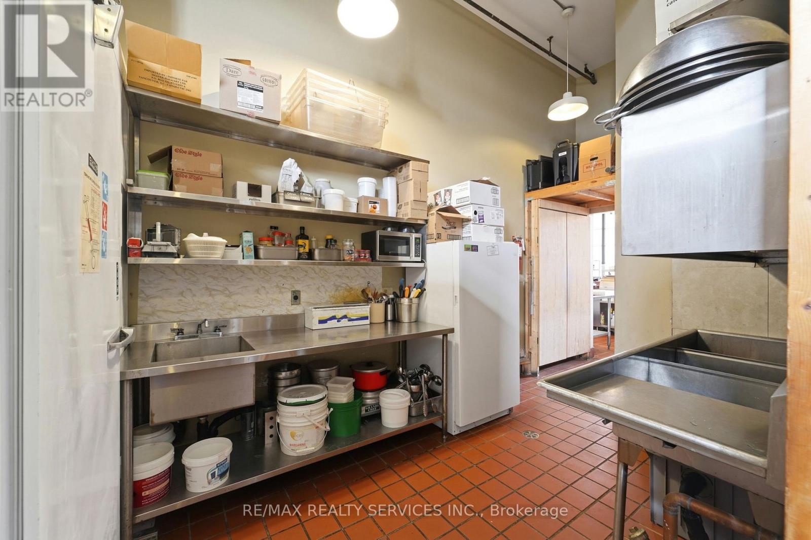 159 Liberty Street, Toronto, Ontario  M6K 3G3 - Photo 18 - W12988606