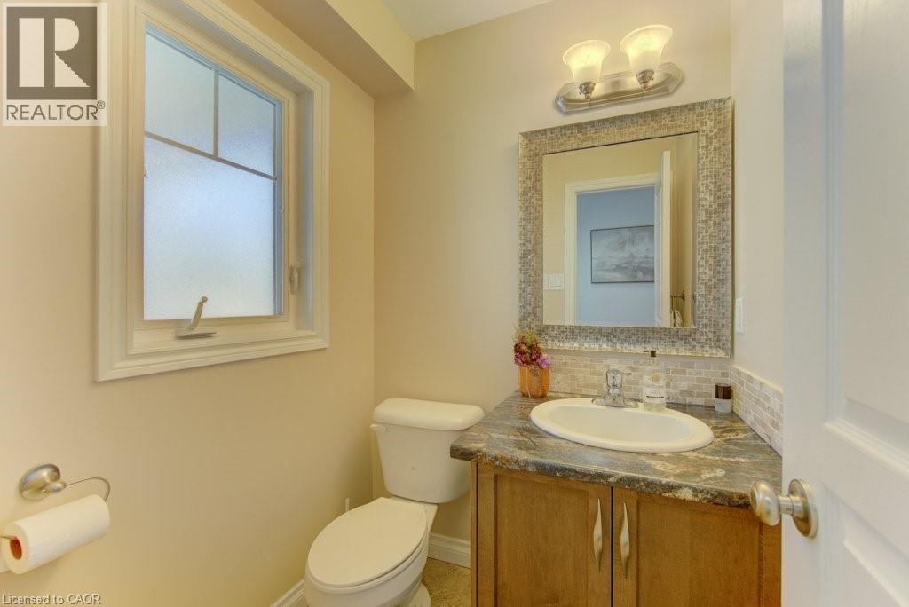 11 Frey Crescent, Kitchener, Ontario  N2E 4L5 - Photo 8 - 40823466