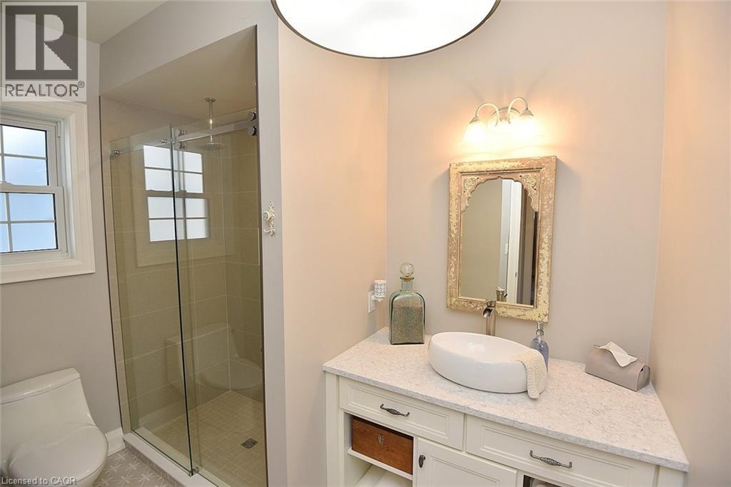 26 Corbett Avenue, St. Catharines, Ontario  L2N 5M7 - Photo 23 - 40822842