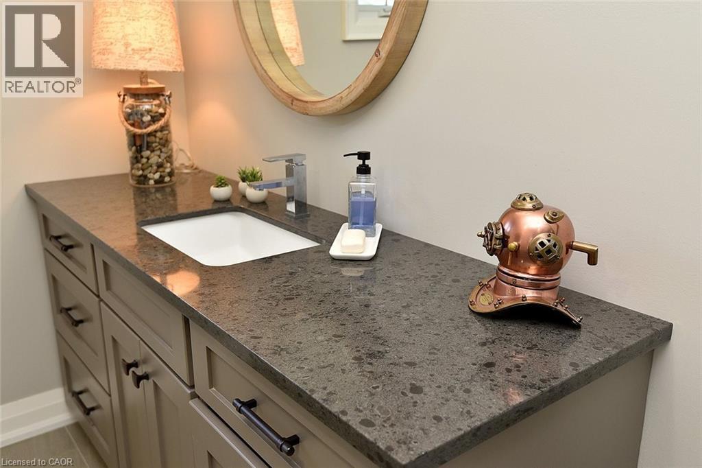 26 Corbett Avenue, St. Catharines, Ontario  L2N 5M7 - Photo 30 - 40822842