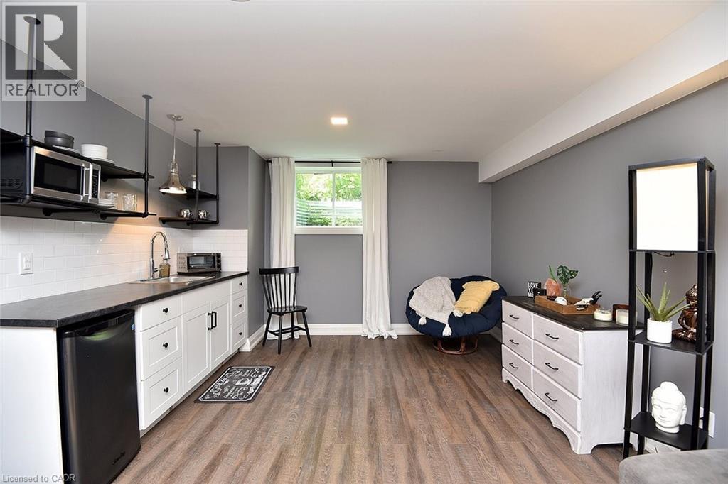 26 Corbett Avenue, St. Catharines, Ontario  L2N 5M7 - Photo 38 - 40822842