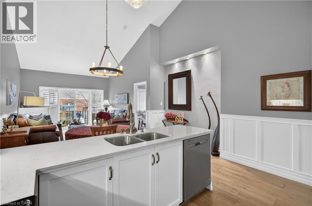 212 Stonehenge Drive Unit# 9, Ancaster, Ontario  L9K 1N5 - Photo 13 - 40821719