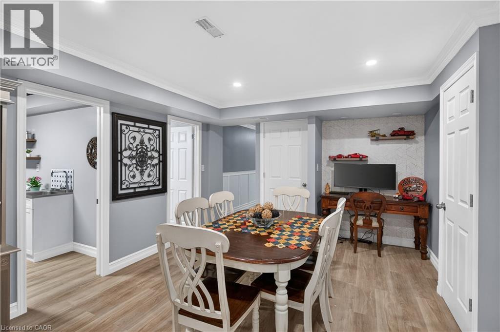 212 Stonehenge Drive Unit# 9, Ancaster, Ontario  L9K 1N5 - Photo 32 - 40821719