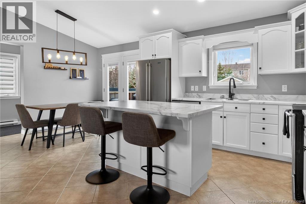 45 Hampton Drive, Moncton, New Brunswick  E1G 5H2 - Photo 4 - NB137675