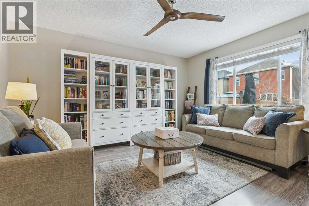 42 Windwood Grove Sw, Airdrie, Alberta  T4B 3T2 - Photo 6 - A2288672