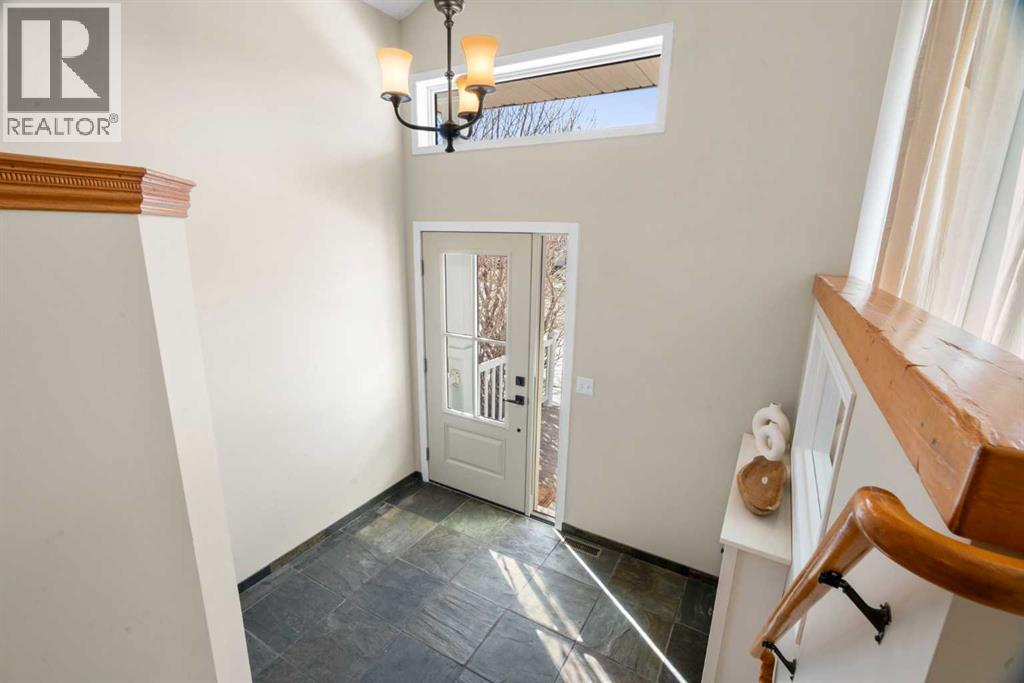 78 Hidden Spring Green NW, Calgary, Alberta  T3A 5N1 - Photo 6 - A2299540