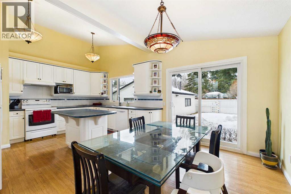 5219 Viceroy Drive NW, Calgary, Alberta  T3A 0V2 - Photo 9 - A2300218