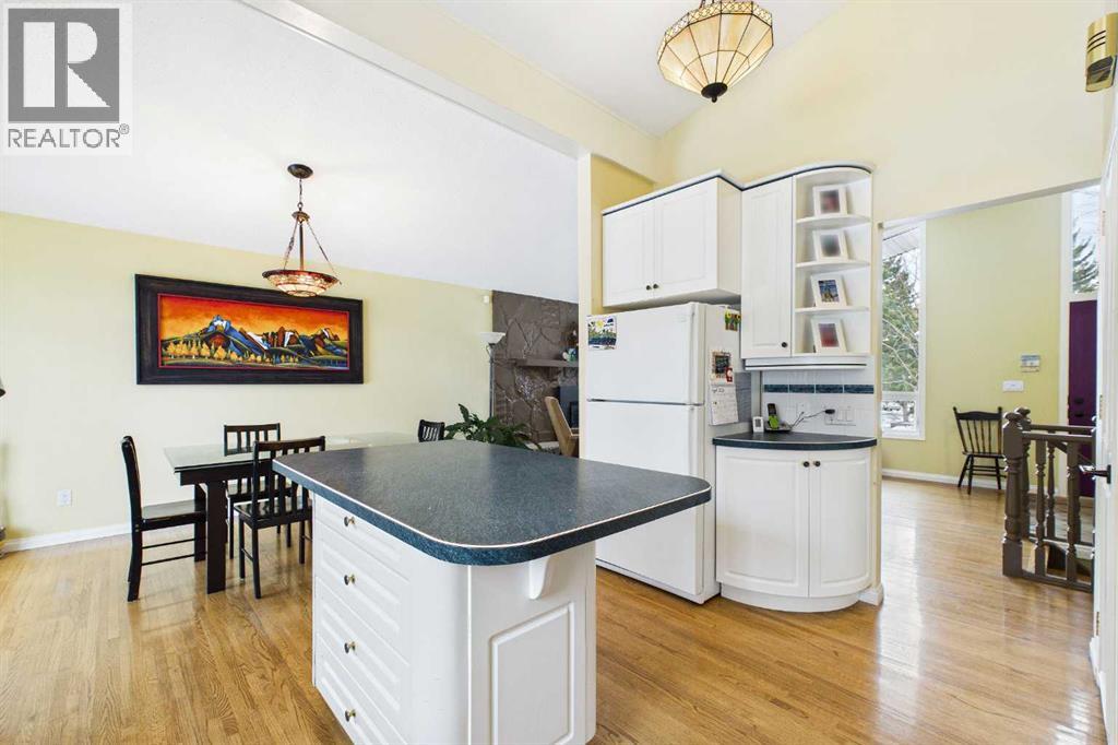 5219 Viceroy Drive NW, Calgary, Alberta  T3A 0V2 - Photo 12 - A2300218