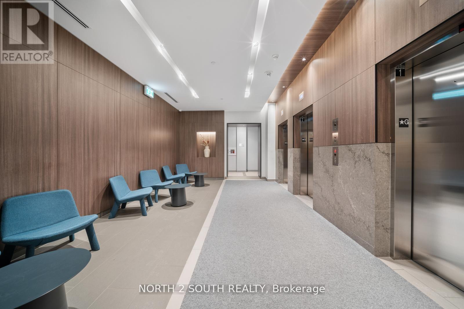 213 - 1787 St Clair Avenue W, Toronto, Ontario  M6N 0B7 - Photo 5 - W13033914