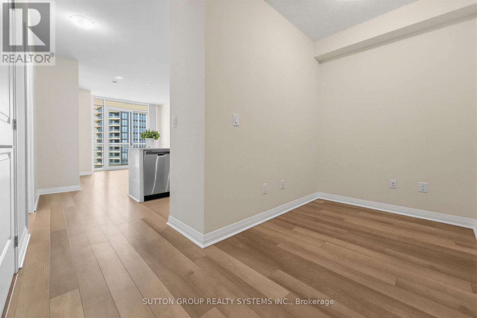 1410 - 5025 Four Springs Avenue, Mississauga, Ontario  L5R 0G5 - Photo 5 - W13034010