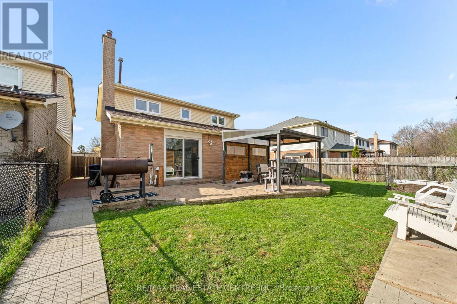 44 Mikado Crescent, Brampton, Ontario  L6S 3R6 - Photo 47 - W13034034