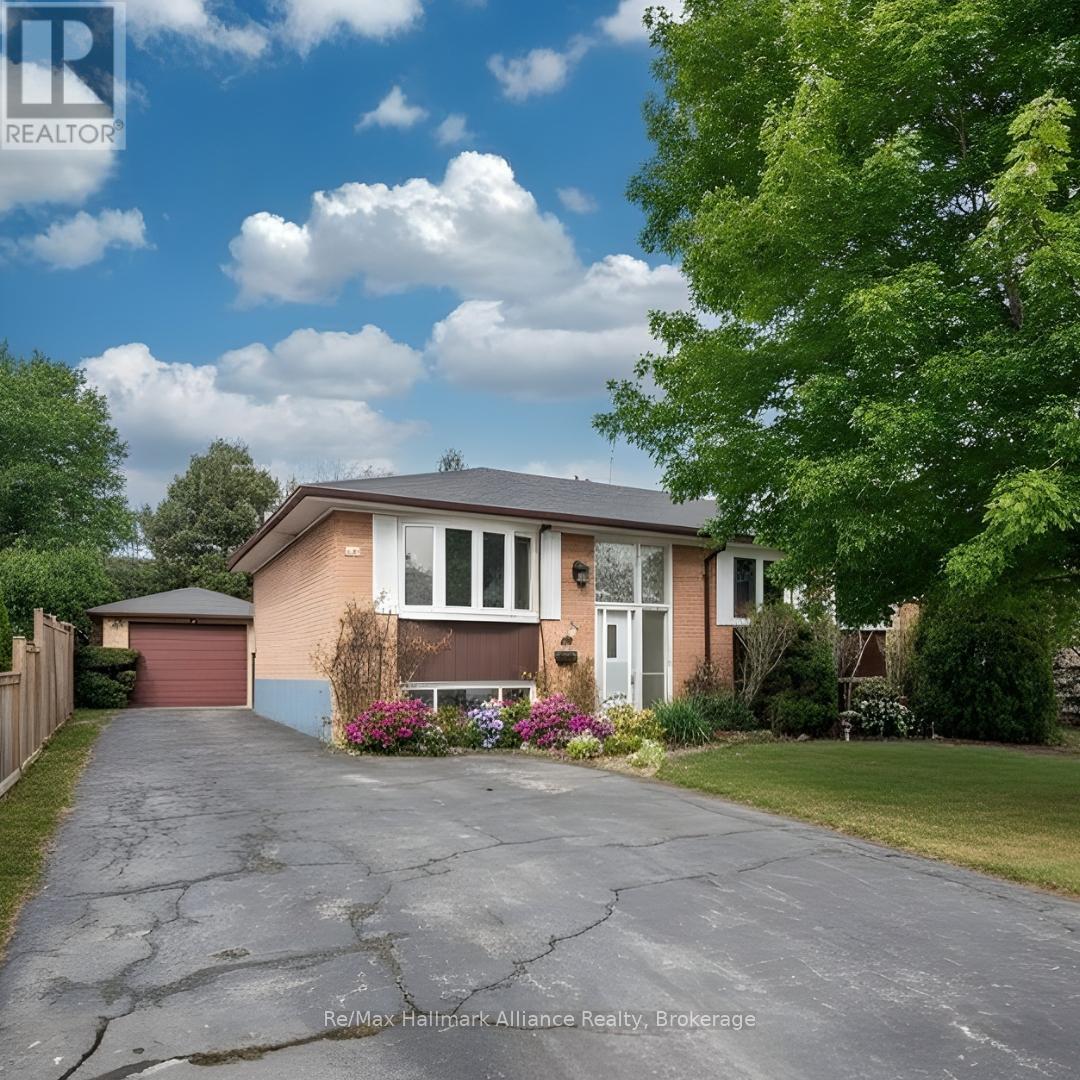 543 PINEGROVE ROAD, Oakville, Ontario