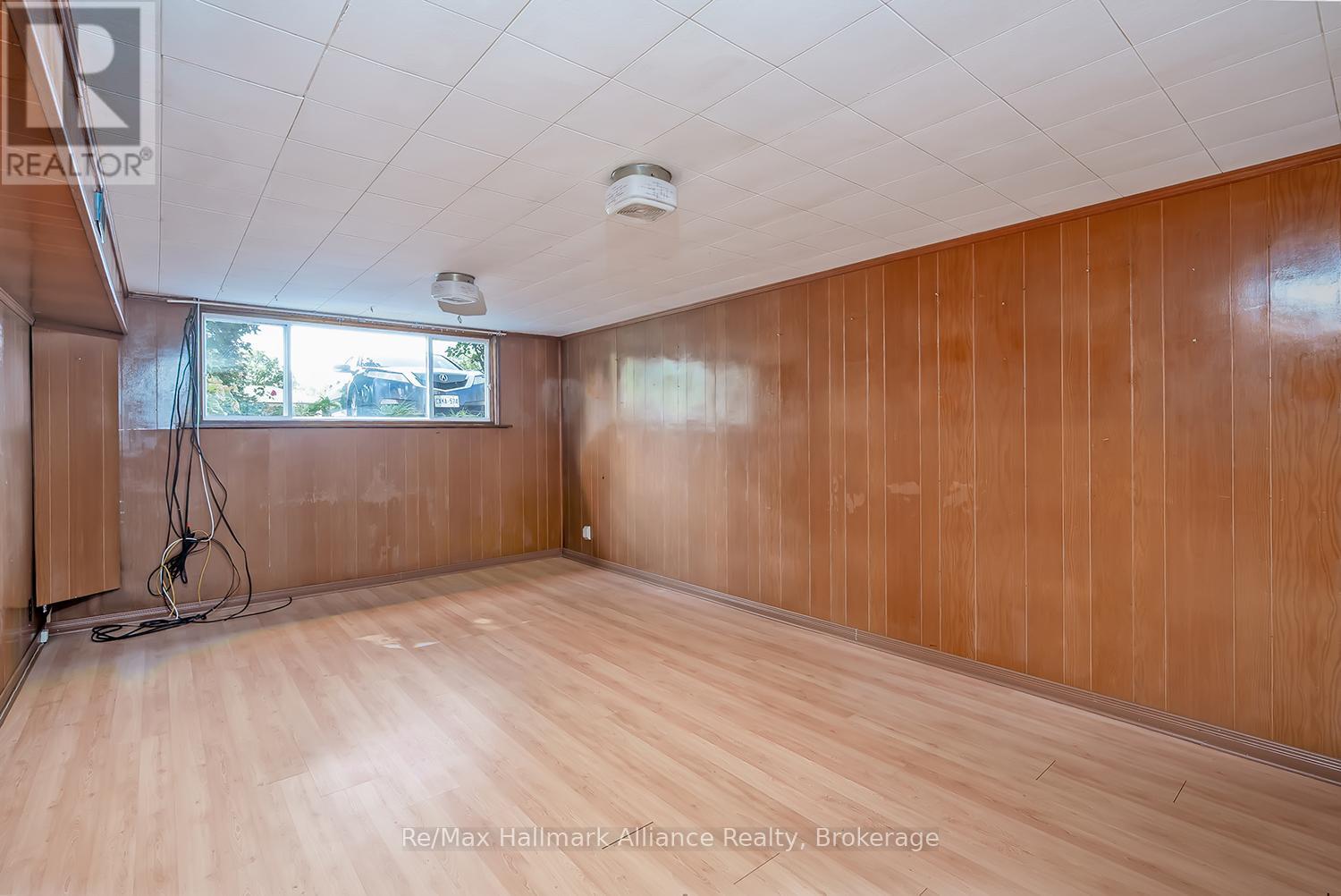 543 Pinegrove Road, Oakville, Ontario  L6K 2C2 - Photo 25 - W12853856