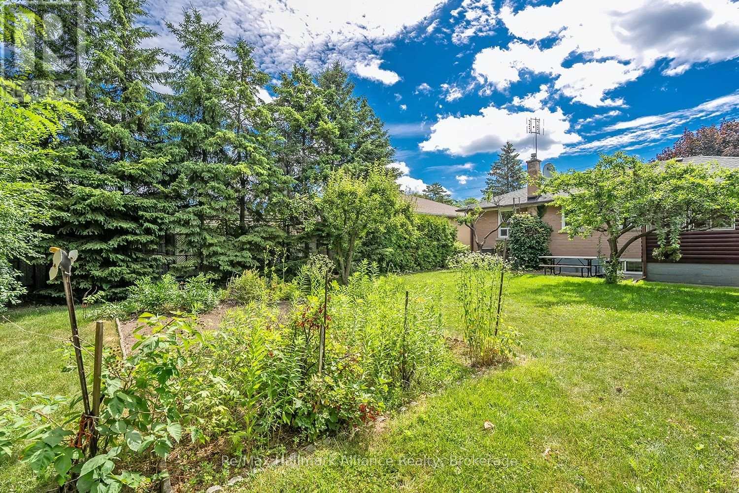 543 Pinegrove Road, Oakville, Ontario  L6K 2C2 - Photo 34 - W12853856