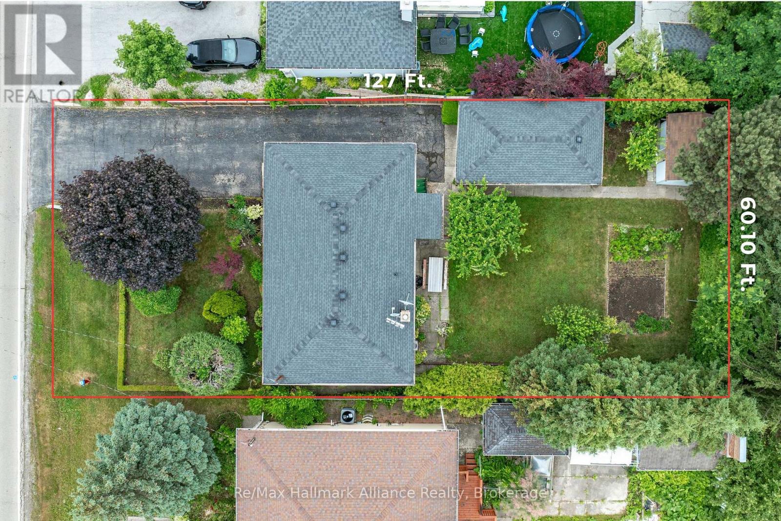 543 Pinegrove Road, Oakville, Ontario  L6K 2C2 - Photo 4 - W12853856