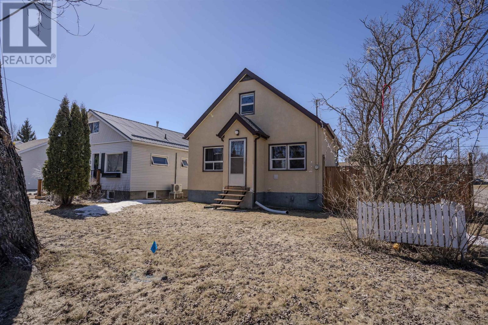 152 Rockwood Ave N, Thunder Bay, Ontario  P7A 6A4 - Photo 2 - TB2600777