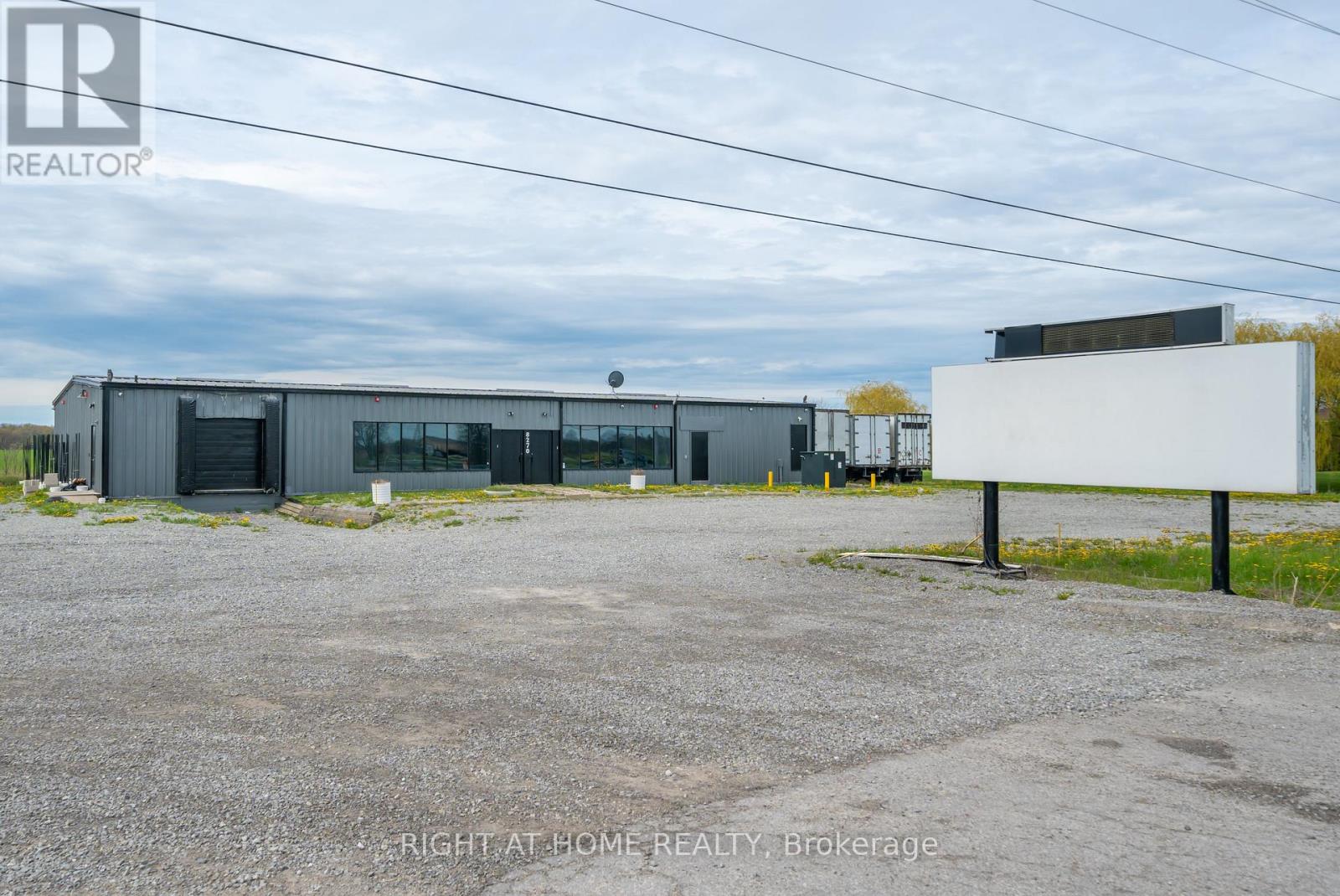8270 Highway #20 Highway #20, Grimsby, Ontario  L0R 2A0 - Photo 10 - X13033954
