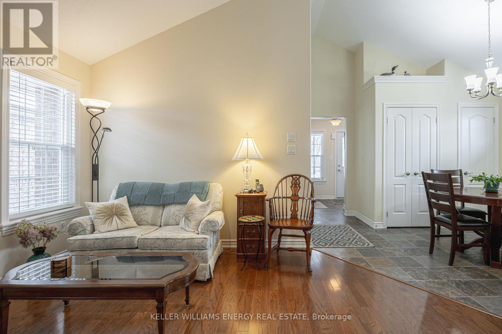 46 Beall Street, Kawartha Lakes, Ontario  K9V 6J6 - Photo 10 - X12928988