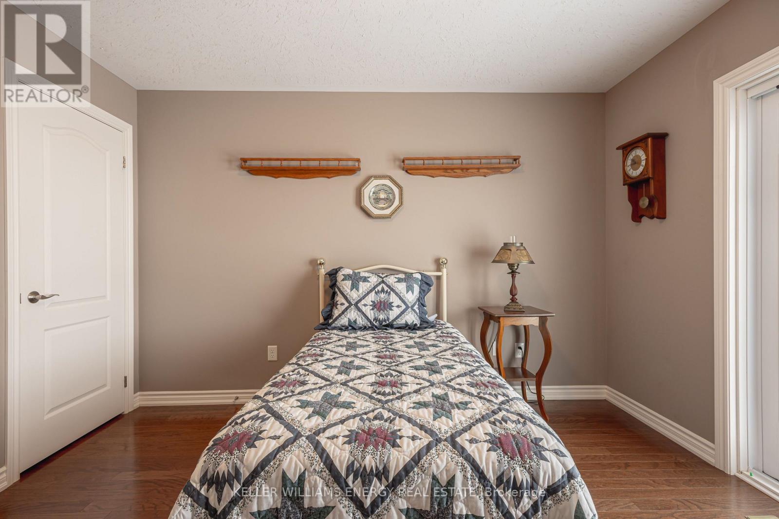 46 Beall Street, Kawartha Lakes, Ontario  K9V 6J6 - Photo 20 - X12928988