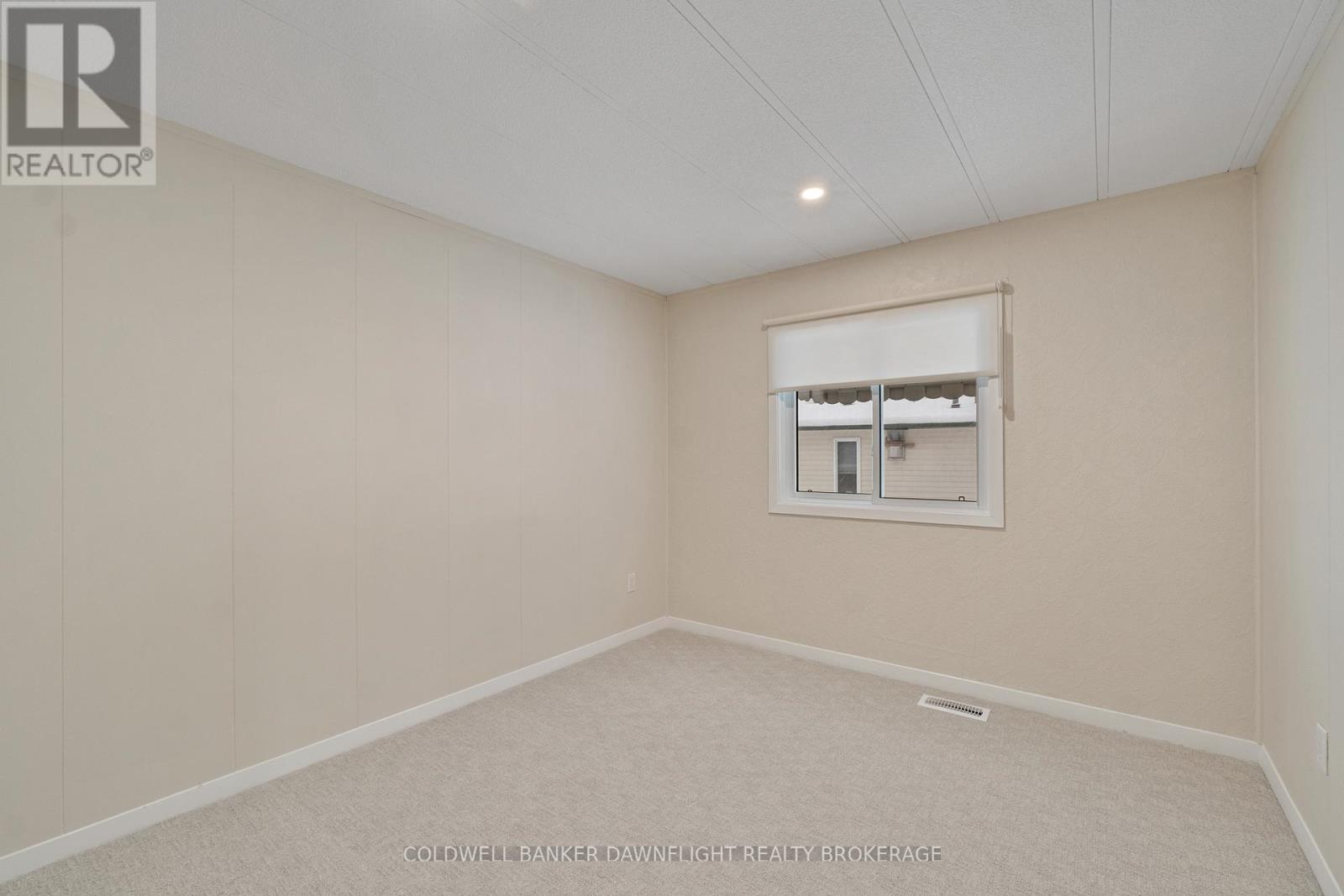 12 Redford Drive, South Huron, Ontario  N0M 1S3 - Photo 21 - X12602736