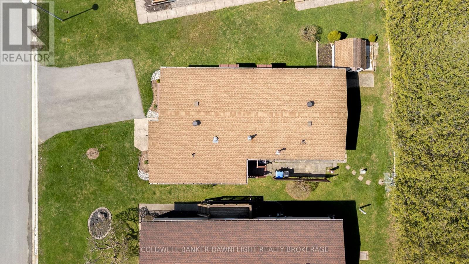 12 Redford Drive, South Huron, Ontario  N0M 1S3 - Photo 31 - X12602736