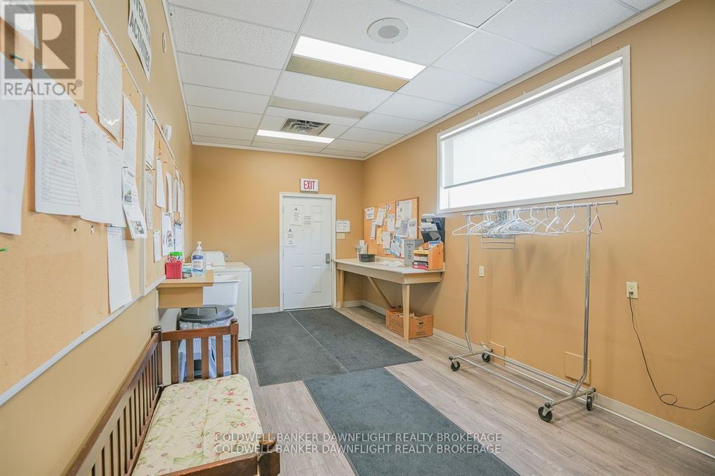 12 Redford Drive, South Huron, Ontario  N0M 1S3 - Photo 34 - X12602736