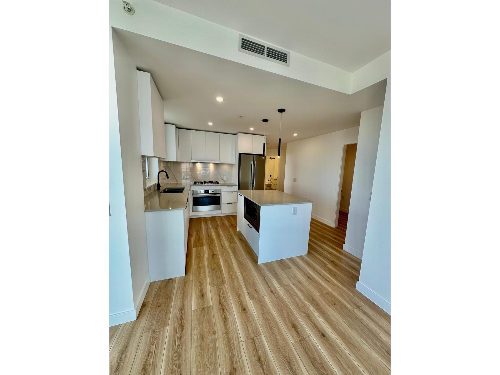 1408 8551 201 Street, Langley, British Columbia  V2Y 3Y5 - Photo 10 - R3113365