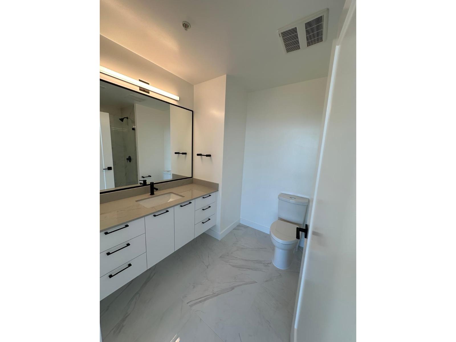 1408 8551 201 Street, Langley, British Columbia  V2Y 3Y5 - Photo 18 - R3113365