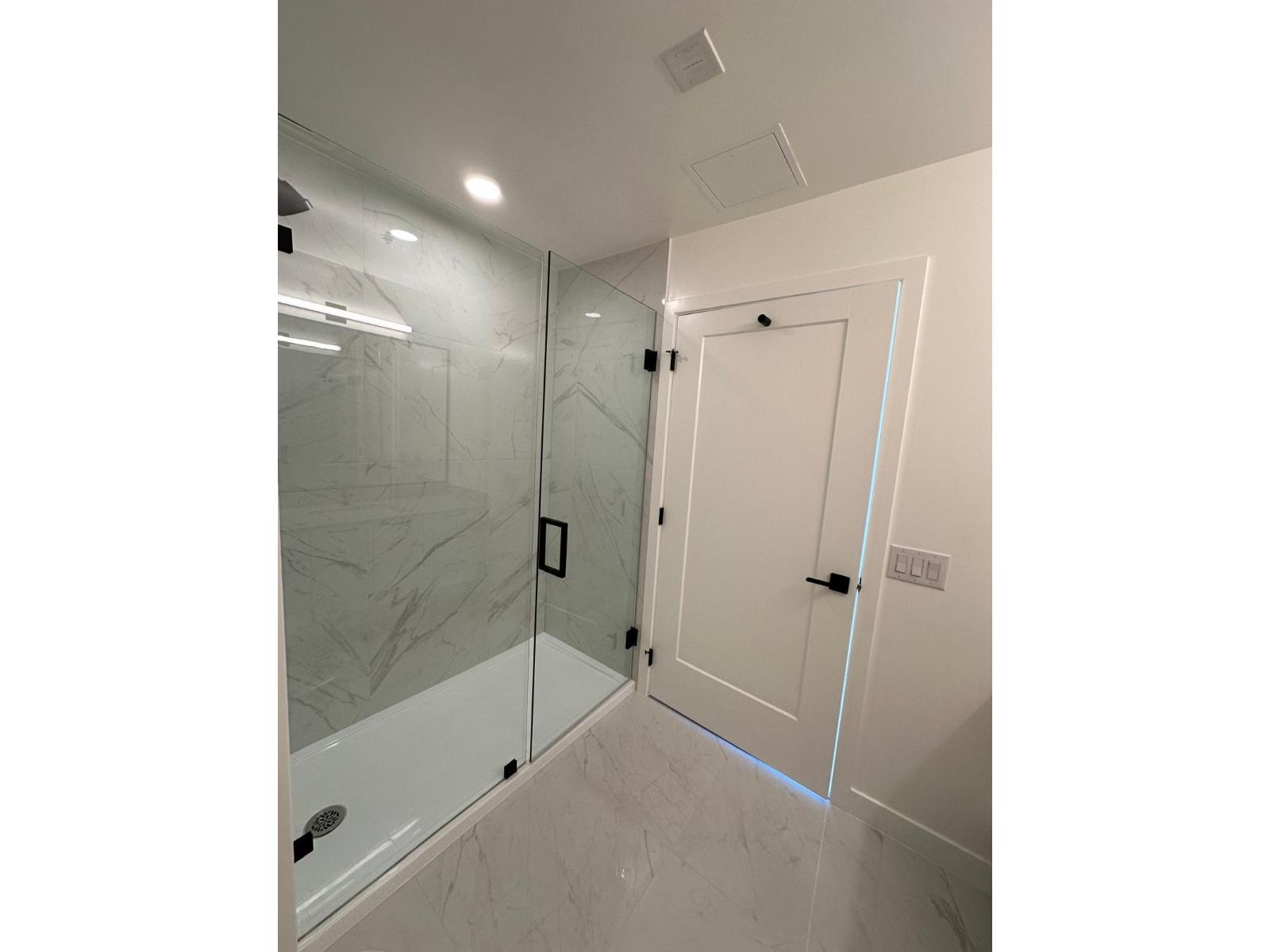 1408 8551 201 Street, Langley, British Columbia  V2Y 3Y5 - Photo 17 - R3113365