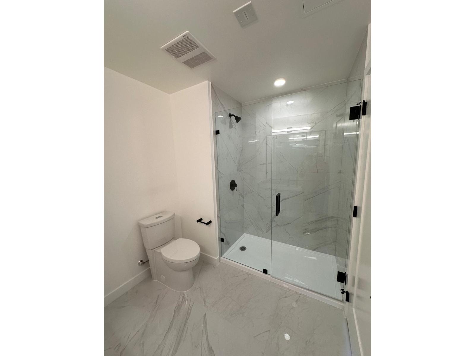 1408 8551 201 Street, Langley, British Columbia  V2Y 3Y5 - Photo 15 - R3113365