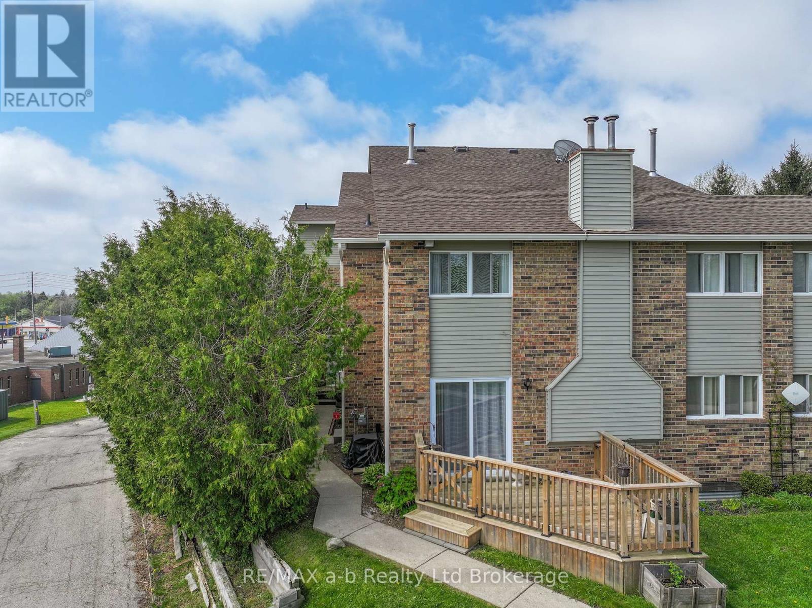 8 - 19 Wren Court, Tillsonburg, Ontario  N4G 5K2 - Photo 1 - X12771438